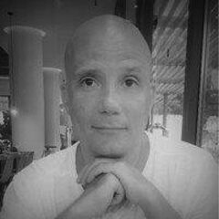 Lars bilde 1_0000_Layer 3 Lars bilde 1_0000_Layer 3